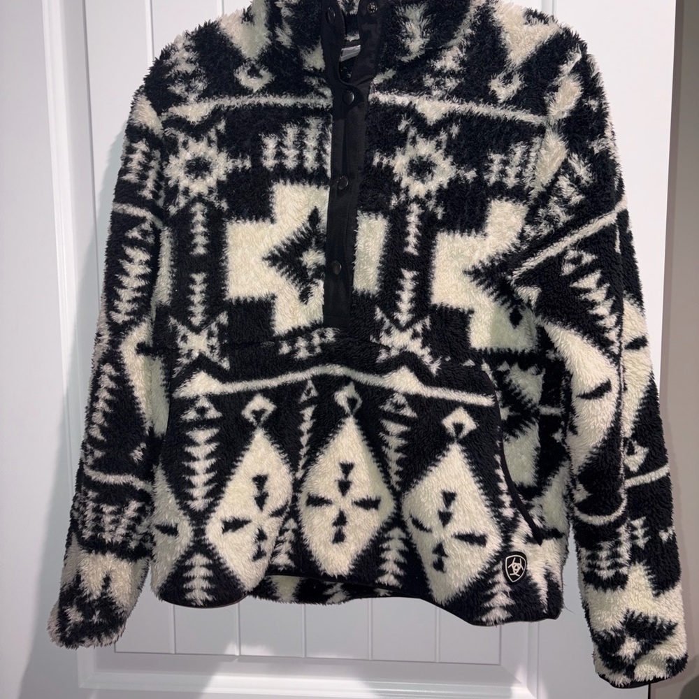 Ariat Black and White Fleece Pullover